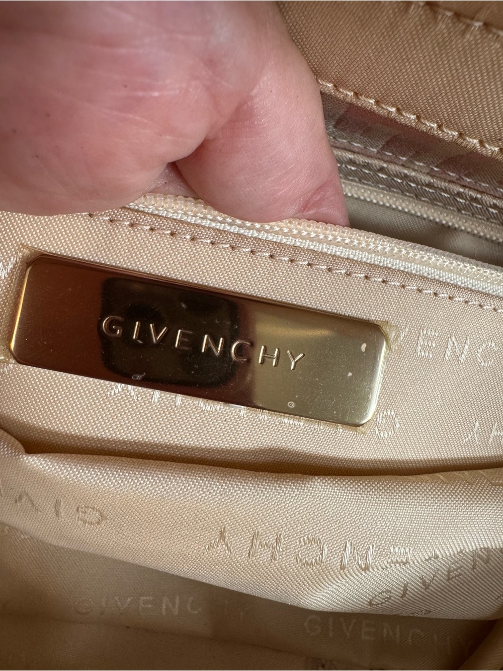 Givenchy Vintage 4G Monogram Canvas Braided Baguette Shoulder Bag w/COA - EUC - Picture 7 of 13